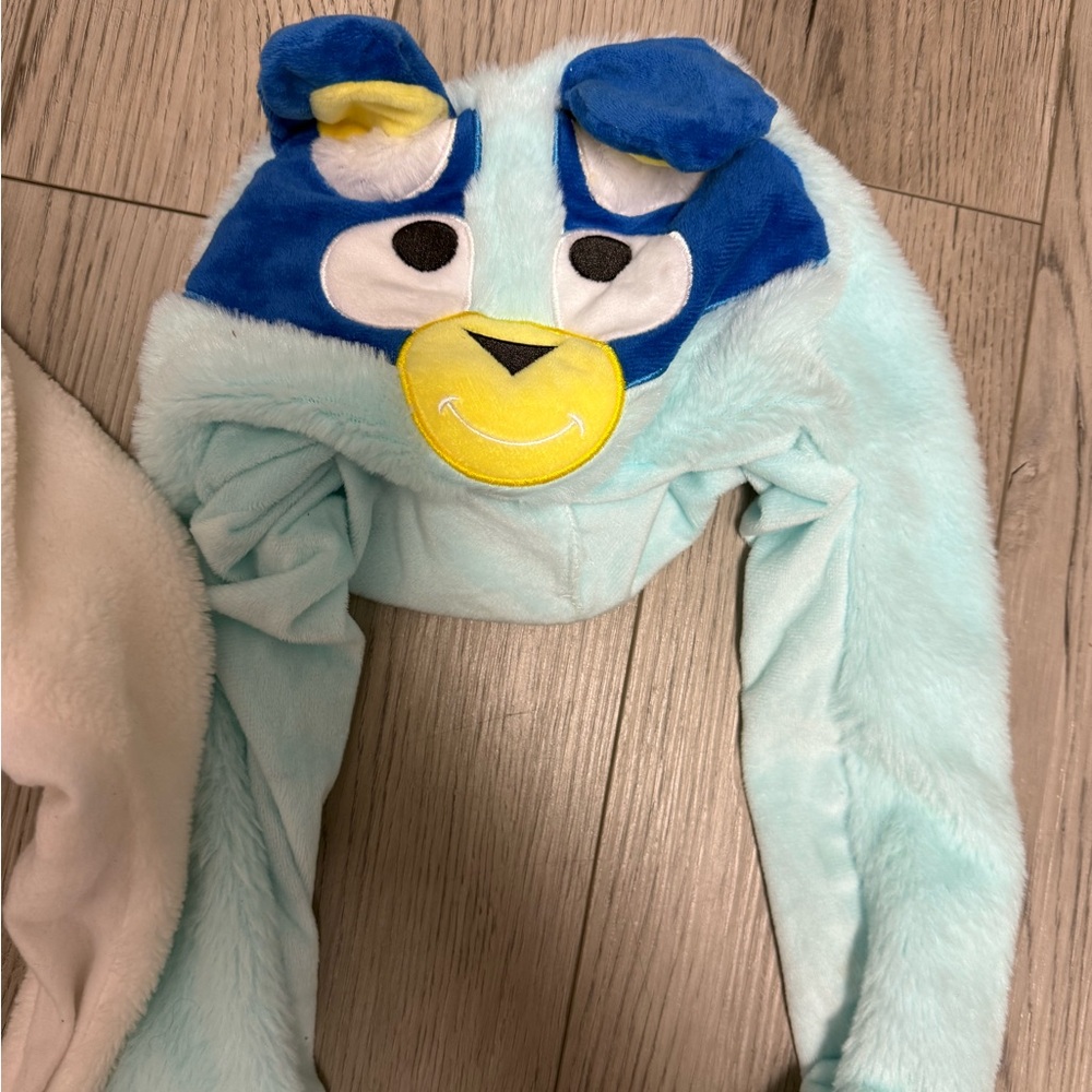 Bluey hat - Picture 3 of 3